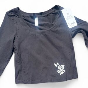 NWT Athleta Shanti Eyelet Top, BLACK SIZE S                       #983950 Y0723H